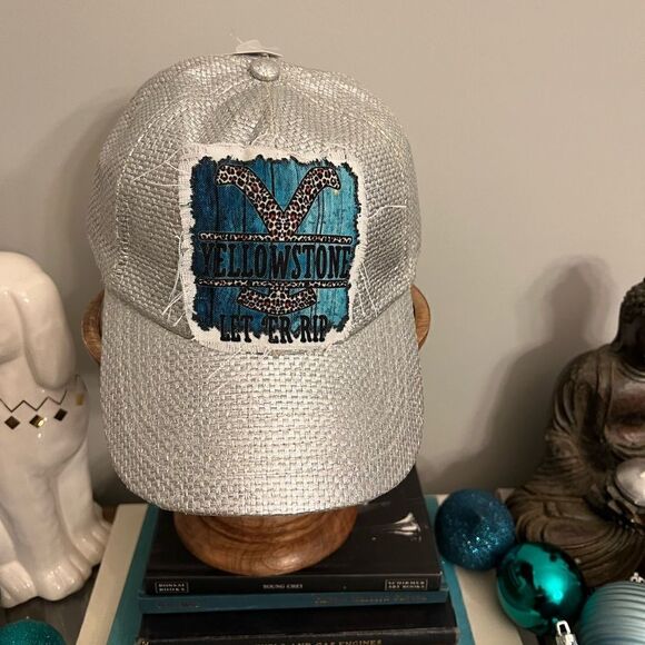 NWOT Yellowstone Let ‘Er Rip Patch adjustable women’s metallic cap. - Picture 1 of 5